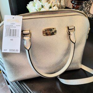 NWT Micheal Kors Cindy Silver Satchel Leather purse.